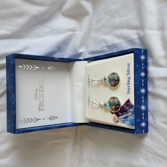 NIB Frozen II Drop Dangle Earrings Sterling Silver